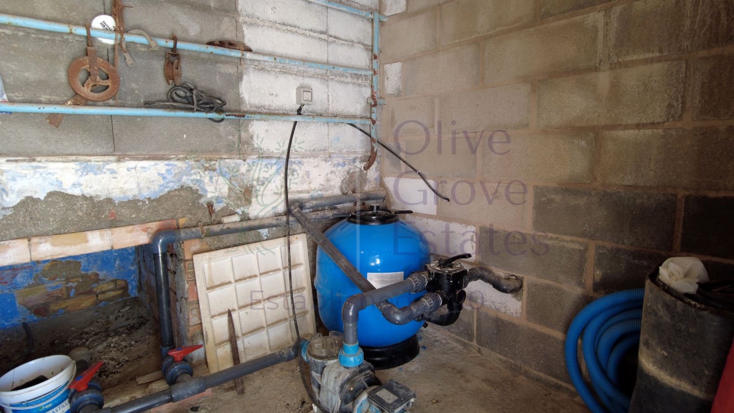 9 soverom Villa til salgs i Elda med svømmebasseng - € 299 995 (Ref: 7724828)