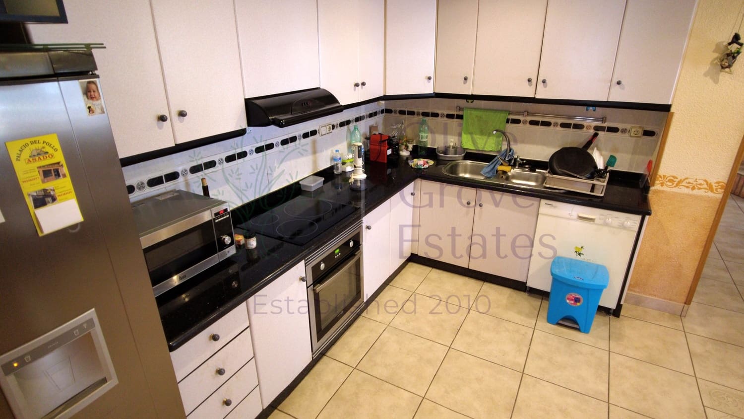 9 soverom Villa til salgs i Elda med svømmebasseng - € 299 995 (Ref: 7724828)