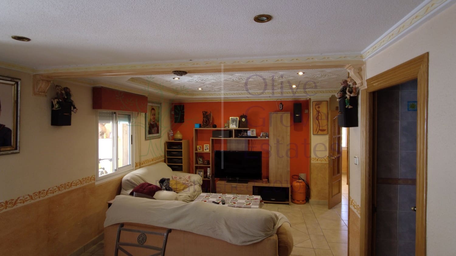 9 soverom Villa til salgs i Elda med svømmebasseng - € 299 995 (Ref: 7724828)