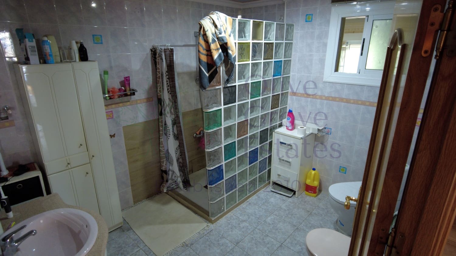 9 soverom Villa til salgs i Elda med svømmebasseng - € 299 995 (Ref: 7724828)