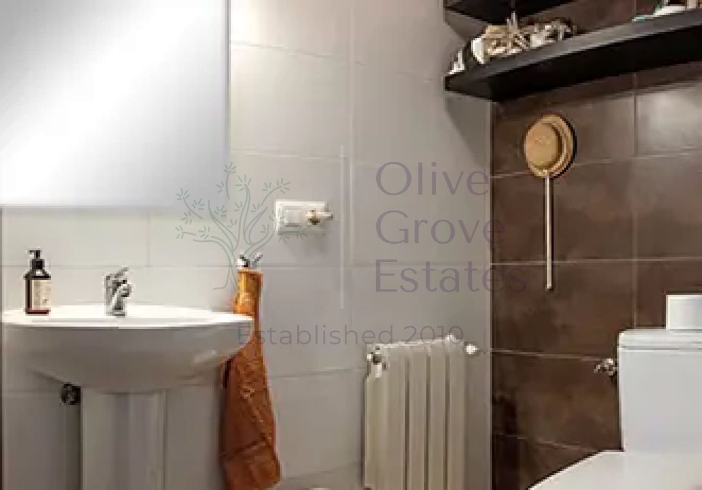 3 bedroom Finca/Country House for sale in Elche de la Sierra with garage - € 299,950 (Ref: 7791706)