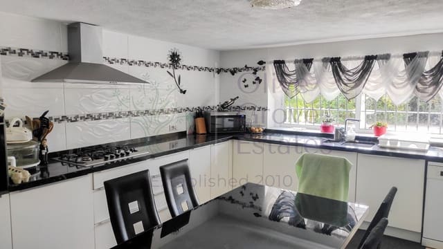 6 chambre Villa/Maison à vendre à Salinas - 274 995 € (Ref: 7806635)