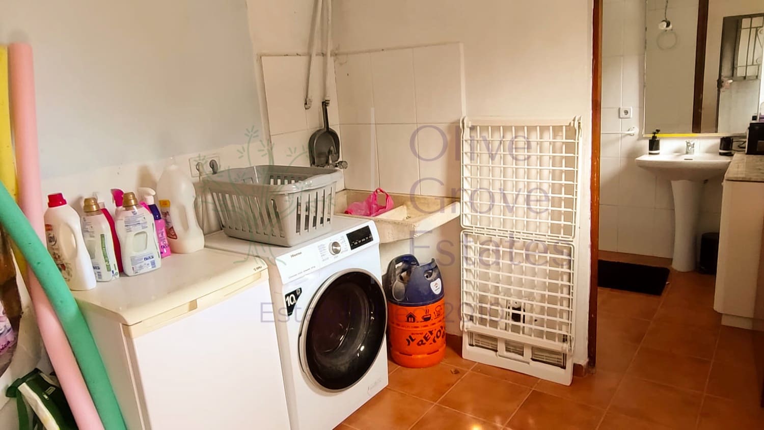 4 sovrum Villa till salu i Yecla med pool garage - 159 995 € (Ref: 7856573)