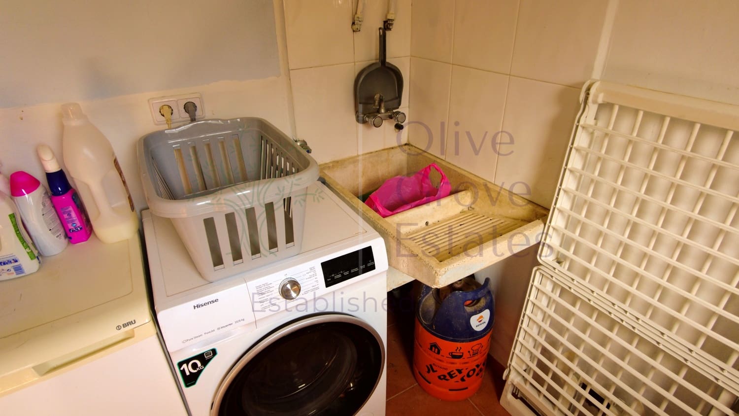 4 sovrum Villa till salu i Yecla med pool garage - 159 995 € (Ref: 7856573)