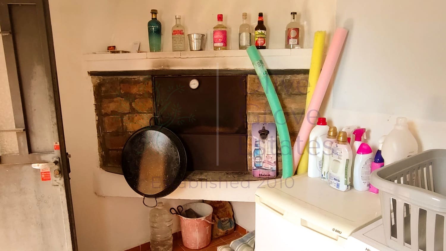 4 sovrum Villa till salu i Yecla med pool garage - 159 995 € (Ref: 7856573)