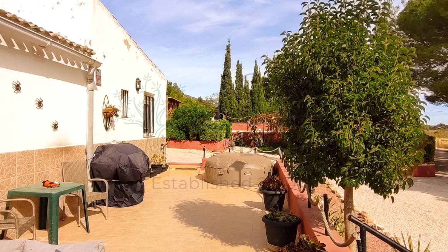 4 sovrum Villa till salu i Yecla med pool garage - 159 995 € (Ref: 7856573)