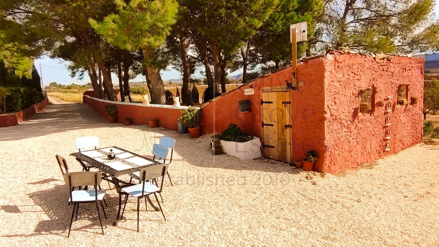 4 sovrum Villa till salu i Yecla med pool garage - 159 995 € (Ref: 7856573)