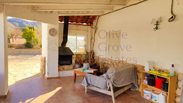 4 chambre Villa/Maison à vendre à Yecla avec piscine garage - 189 950 € (Ref: 7953532)