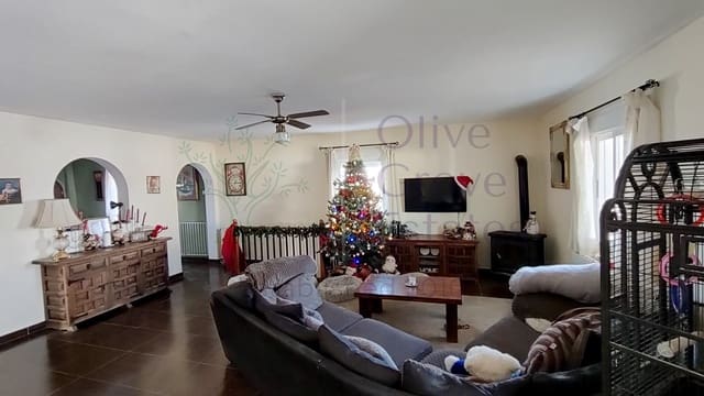 4 chambre Villa/Maison à vendre à Yecla avec piscine garage - 189 950 € (Ref: 7953532)