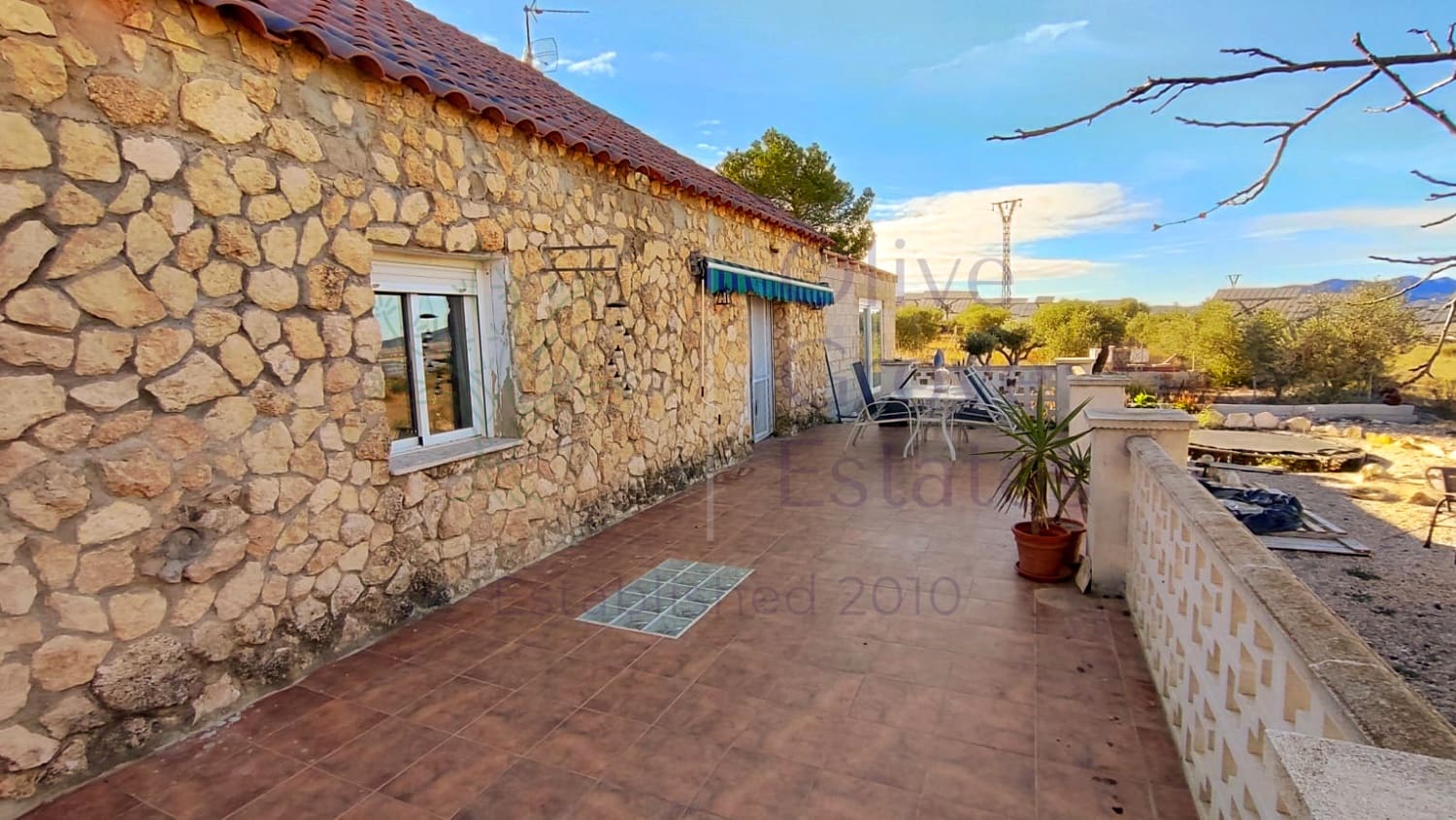 4 soveværelse Villa til salg i Yecla med swimmingpool garage - € 189.950 (Ref: 7953532)