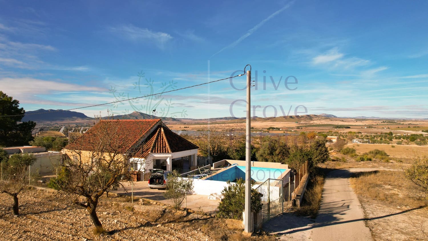 4 soveværelse Villa til salg i Yecla med swimmingpool garage - € 189.950 (Ref: 7953532)