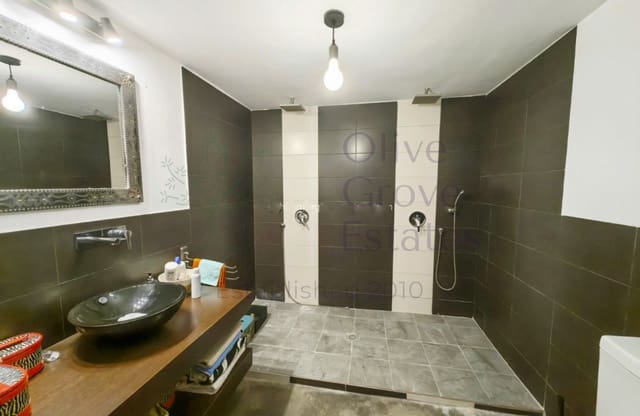 2 soverom Villa til salgs i Culebron, Pinoso med garasje - € 209 995 (Ref: 8016573)