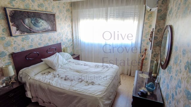 3 makuuhuone Huoneisto myytävänä paikassa Caudete - 58 000 € (Ref: 8105309)