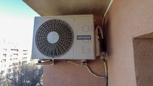 3 makuuhuone Huoneisto myytävänä paikassa Caudete - 58 000 € (Ref: 8105309)