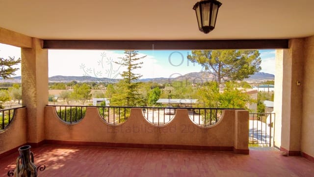 4 slaapkamer Villa te koop in Yecla - € 199.950 (Ref: 8295324)