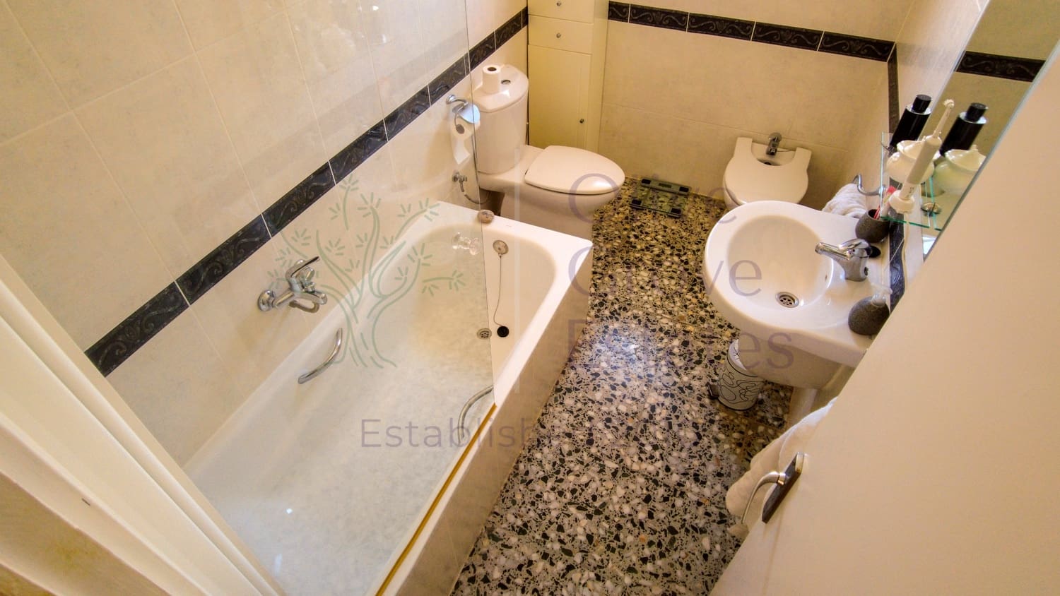 4 slaapkamer Villa te koop in Yecla - € 199.950 (Ref: 8295324)