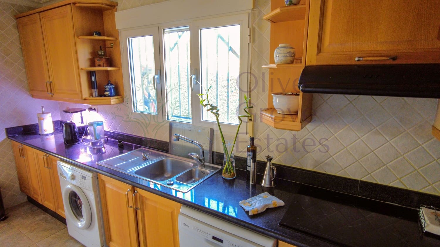 4 slaapkamer Villa te koop in Yecla - € 199.950 (Ref: 8295324)