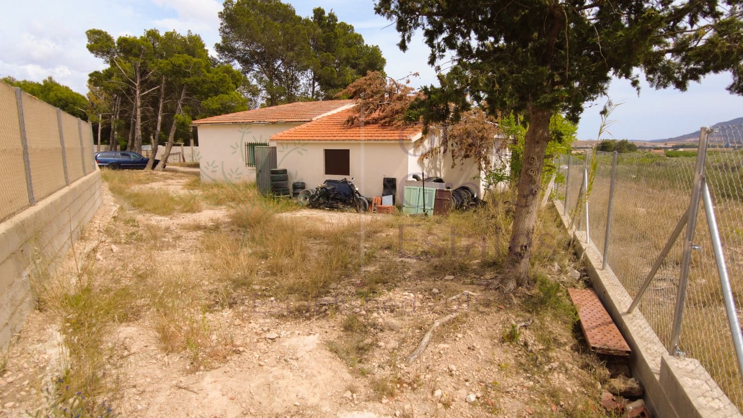 3 soveværelse Villa til salg i Caudete med swimmingpool garage - € 144.000 (Ref: 8310156)