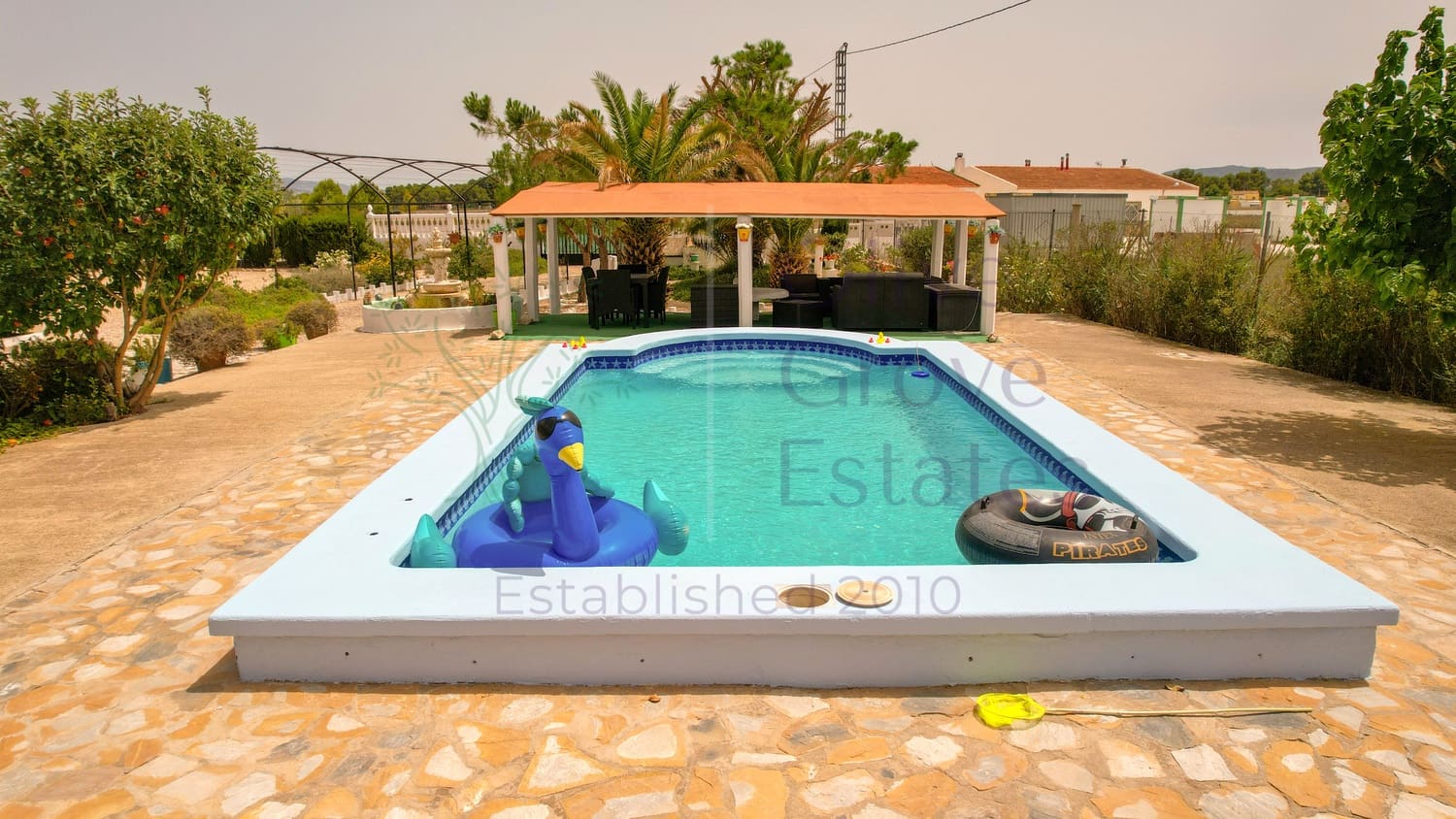 4 bedroom Villa for sale in Villena - € 229,950 (Ref: 8374586)