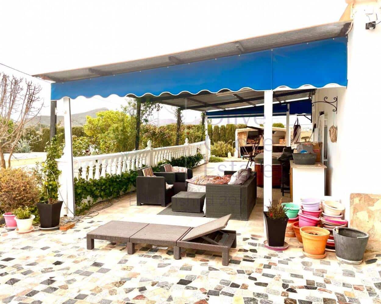 4 bedroom Villa for sale in Villena - € 229,950 (Ref: 8374586)