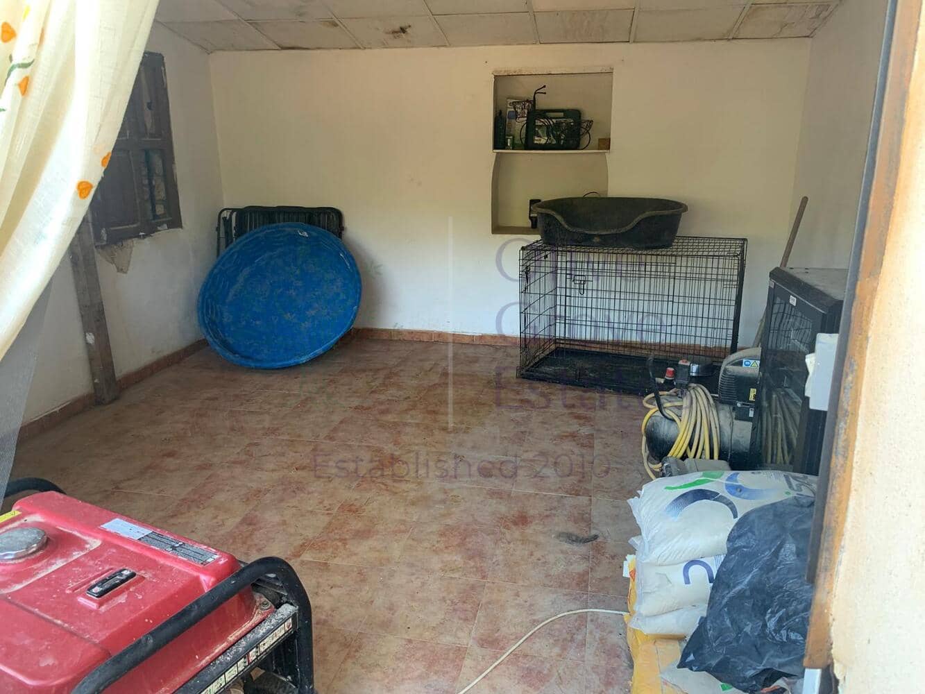 4 soveværelse Villa til salg i Almansa - € 179.950 (Ref: 8420875)