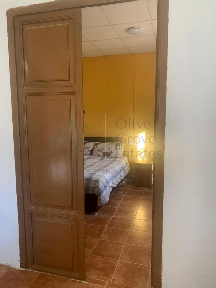 4 soveværelse Villa til salg i Almansa - € 179.950 (Ref: 8420875)