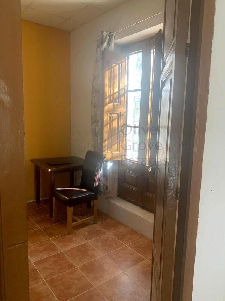 4 soveværelse Villa til salg i Almansa - € 179.950 (Ref: 8420875)