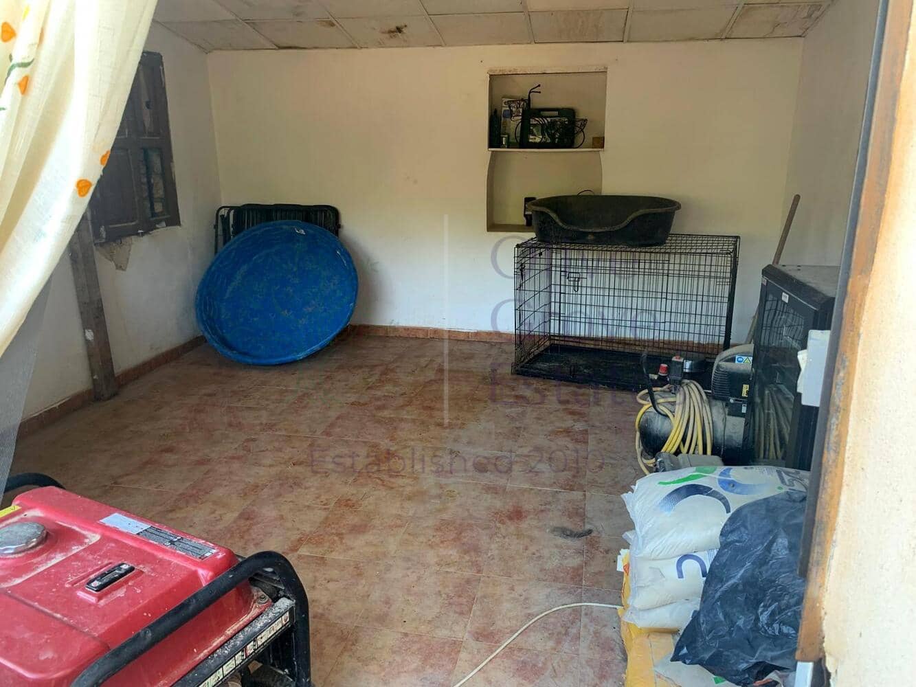 4 soveværelse Villa til salg i Almansa - € 179.950 (Ref: 8420875)