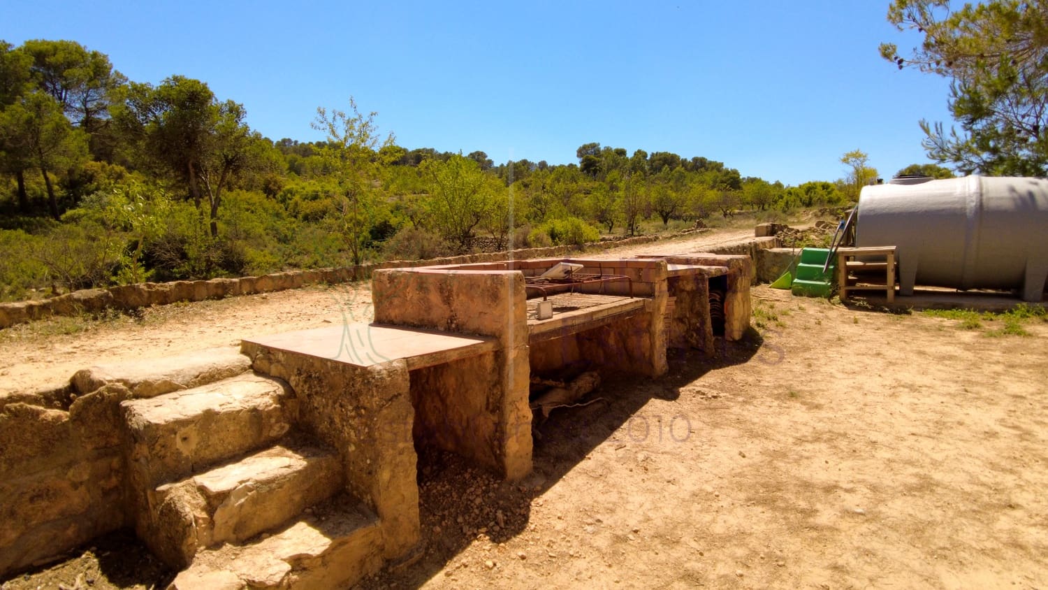 4 soveværelse Villa til salg i Almansa - € 179.950 (Ref: 8420875)