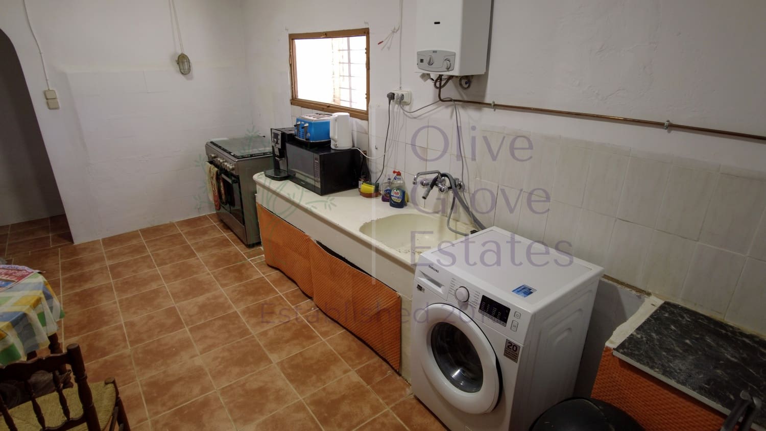 4 soveværelse Villa til salg i Almansa - € 179.950 (Ref: 8420875)