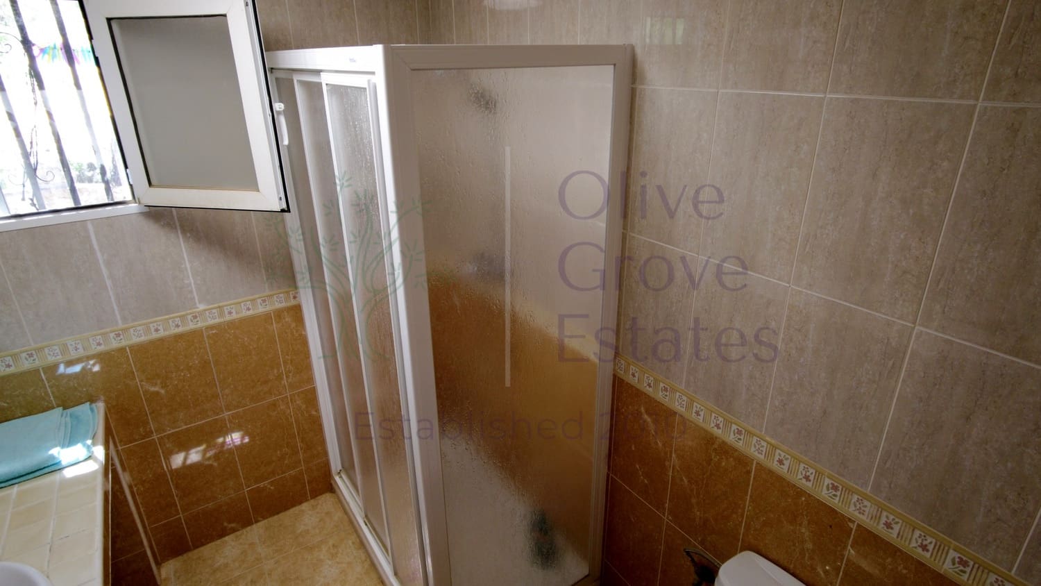 4 soveværelse Villa til salg i Almansa - € 179.950 (Ref: 8420875)