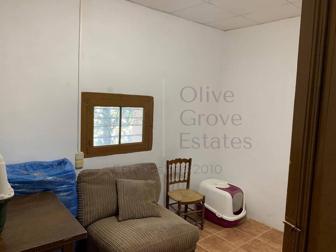 4 soveværelse Villa til salg i Almansa - € 179.950 (Ref: 8420875)