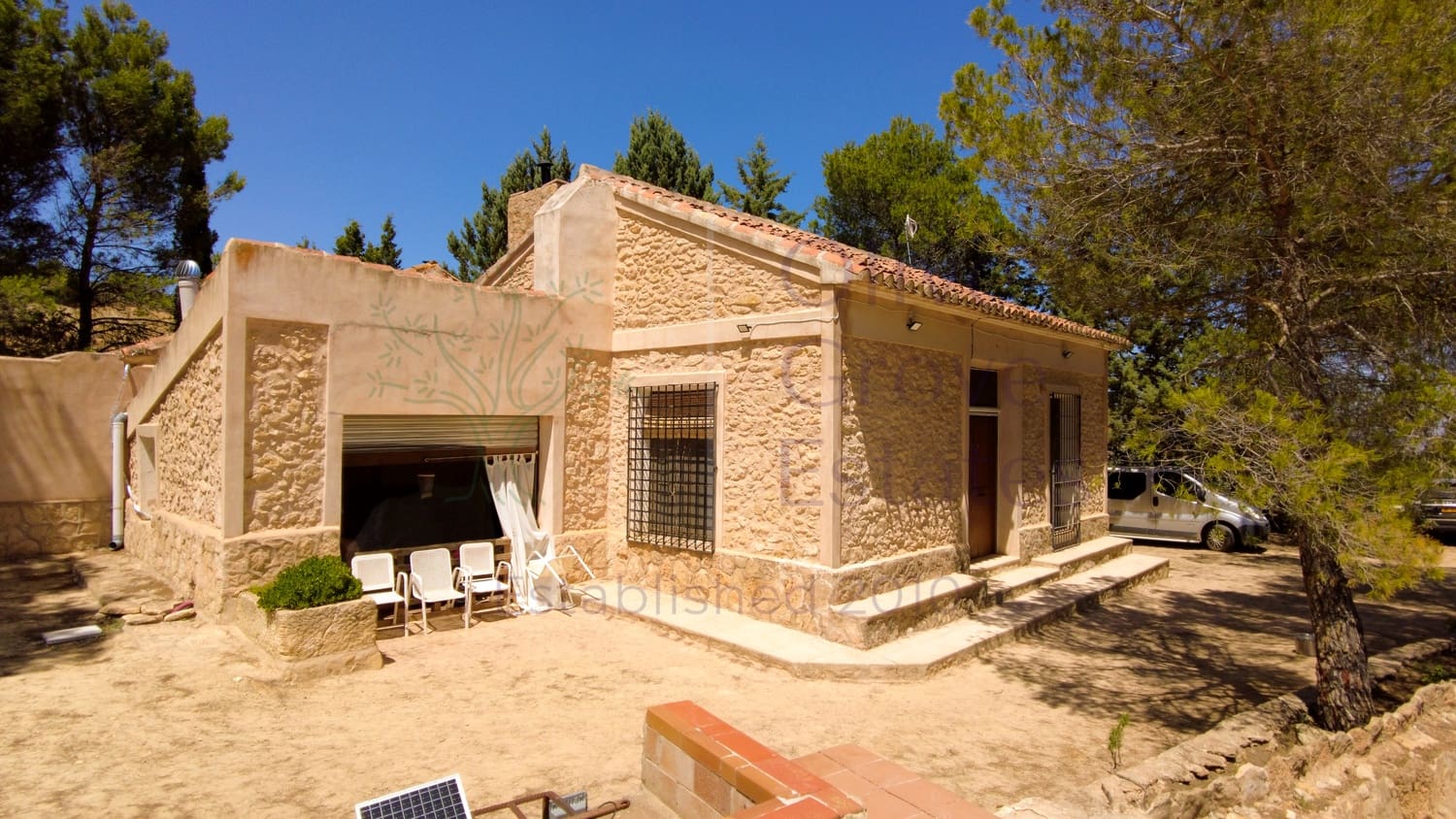4 soveværelse Villa til salg i Almansa - € 179.950 (Ref: 8420875)