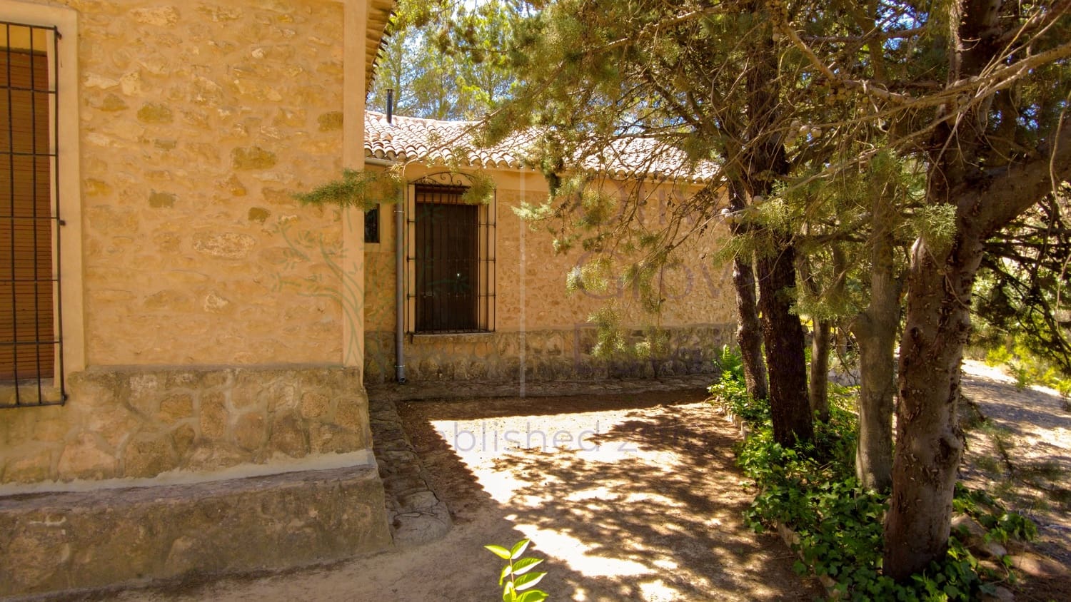 4 soveværelse Villa til salg i Almansa - € 179.950 (Ref: 8420875)