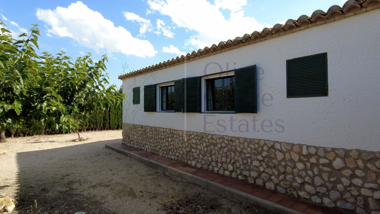 2 soveværelse Villa til salg i Caudete med swimmingpool - € 159.950 (Ref: 8425590)