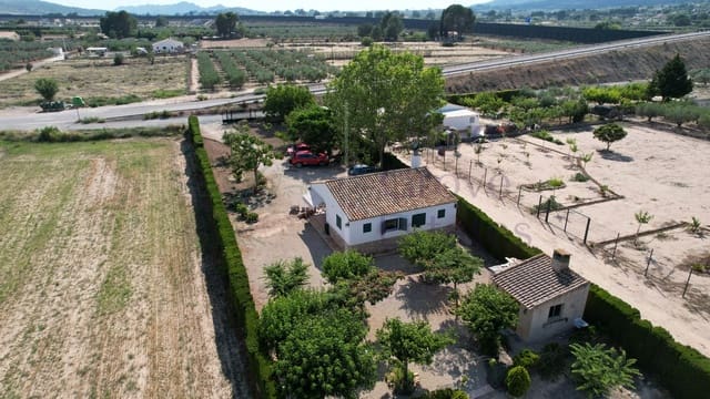 2 bedroom Villa for sale in Caudete with pool - € 159,950 (Ref: 8425590)