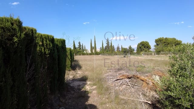 2 bedroom Villa for sale in Caudete with pool - € 159,950 (Ref: 8425590)