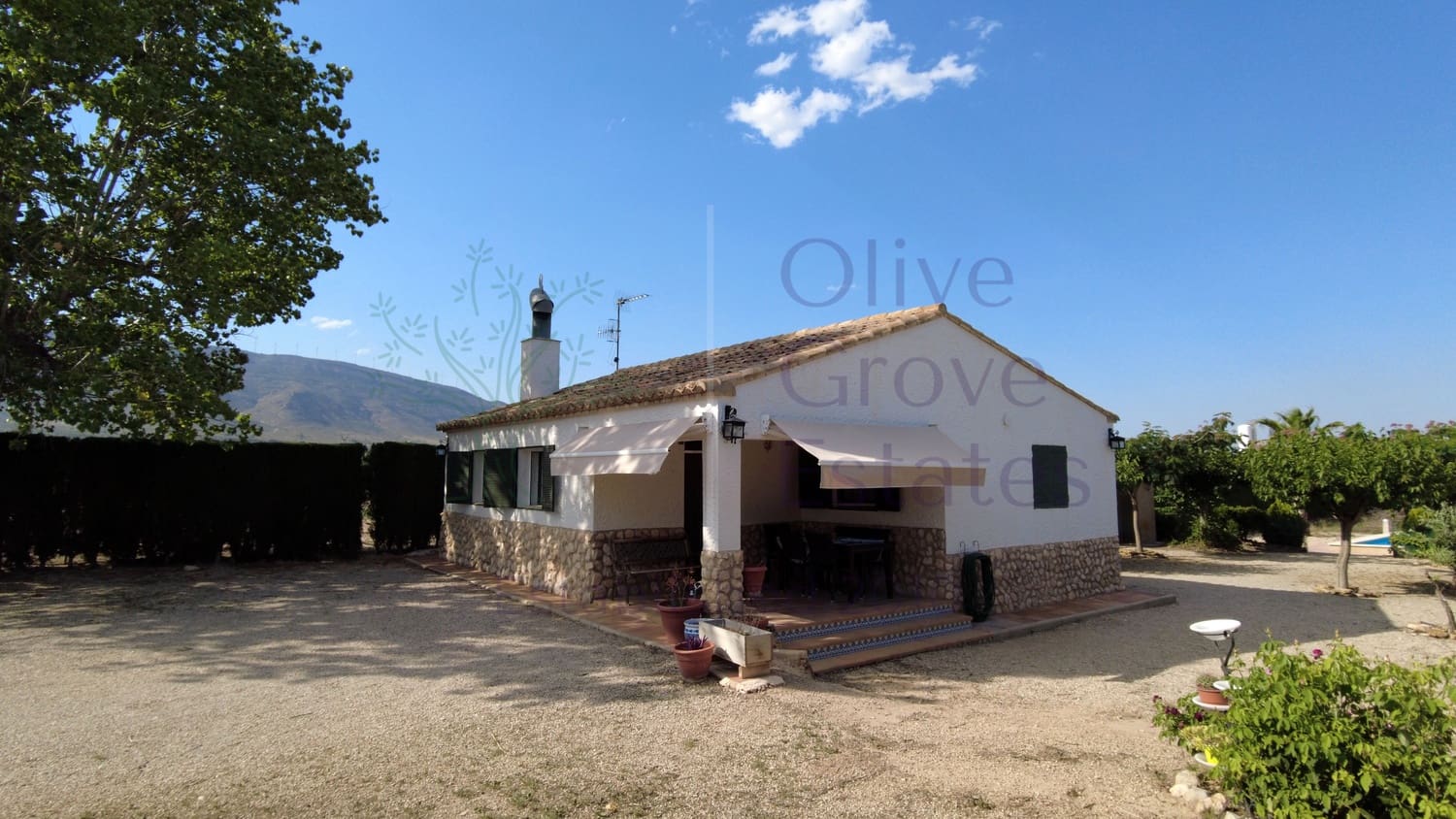 2 soveværelse Villa til salg i Caudete med swimmingpool - € 159.950 (Ref: 8425590)