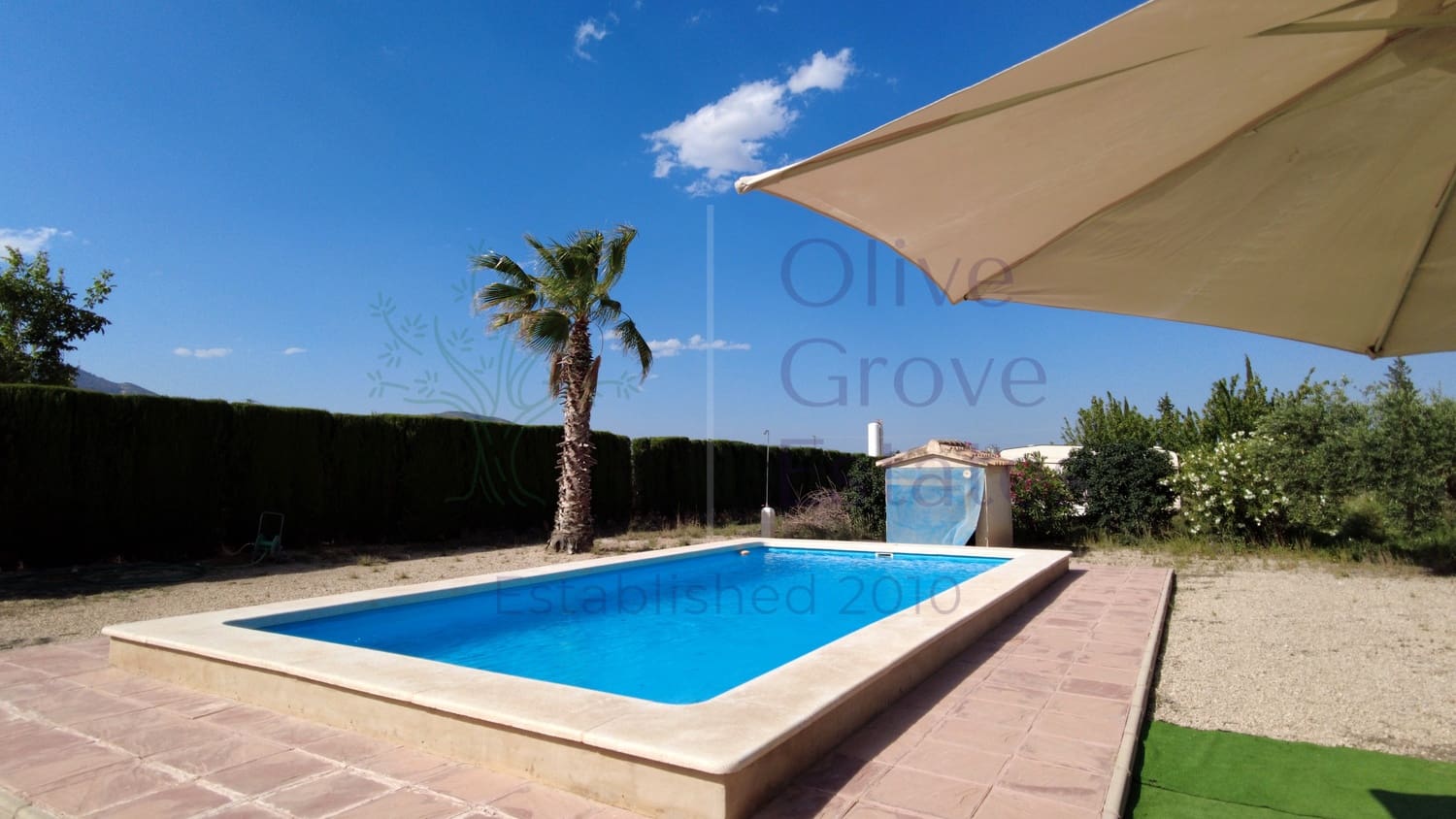 2 soveværelse Villa til salg i Caudete med swimmingpool - € 159.950 (Ref: 8425590)