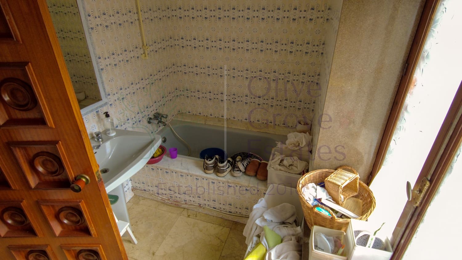 6 bedroom Villa for sale in Monovar / Monover with pool garage - € 449,950 (Ref: 8458981)