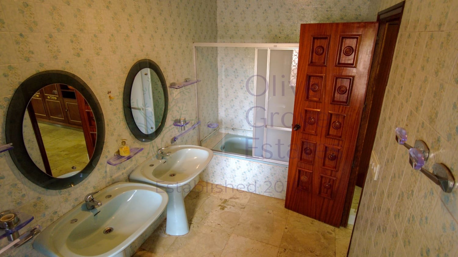 6 bedroom Villa for sale in Monovar / Monover with pool garage - € 449,950 (Ref: 8458981)