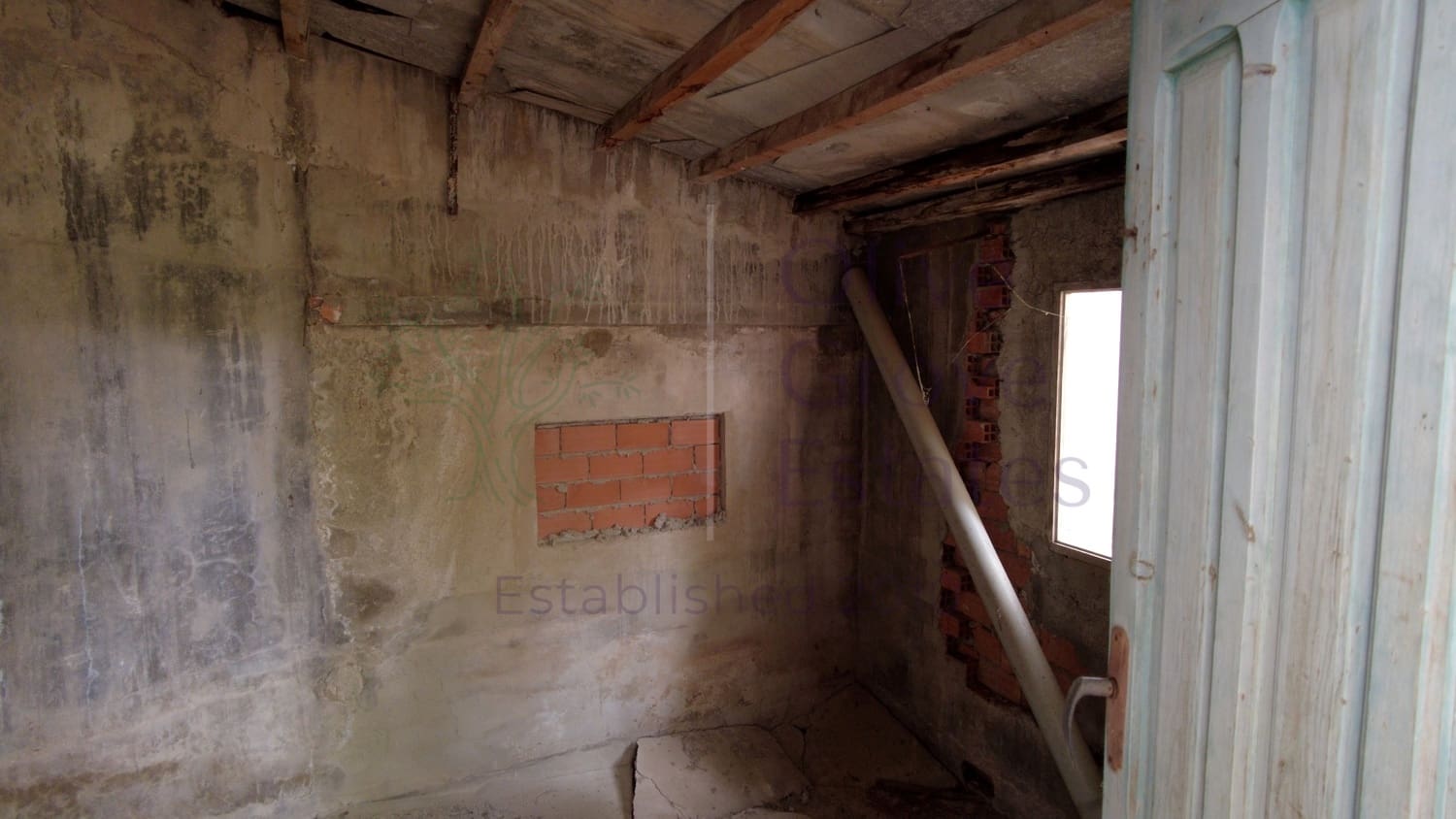 6 bedroom Villa for sale in Monovar / Monover with pool garage - € 449,950 (Ref: 8458981)