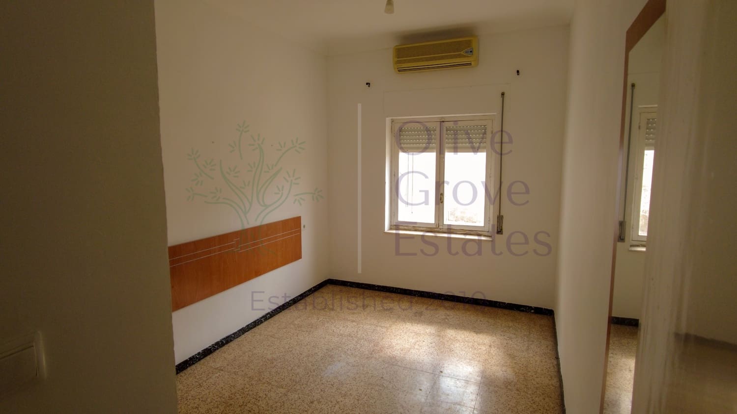 6 bedroom Villa for sale in Monovar / Monover with pool garage - € 449,950 (Ref: 8458981)