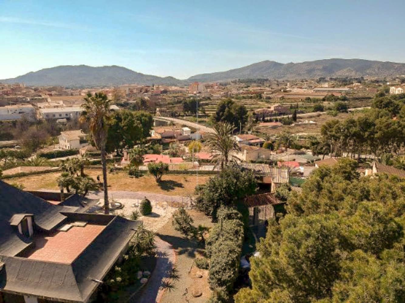 6 bedroom Villa for sale in Monovar / Monover with pool garage - € 449,950 (Ref: 8458981)