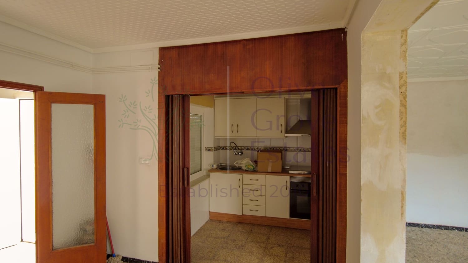 6 bedroom Villa for sale in Monovar / Monover with pool garage - € 449,950 (Ref: 8458981)