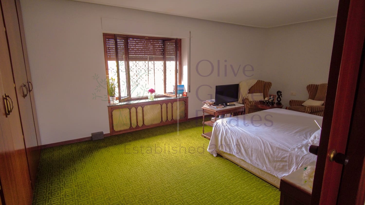 6 bedroom Villa for sale in Monovar / Monover with pool garage - € 449,950 (Ref: 8458981)