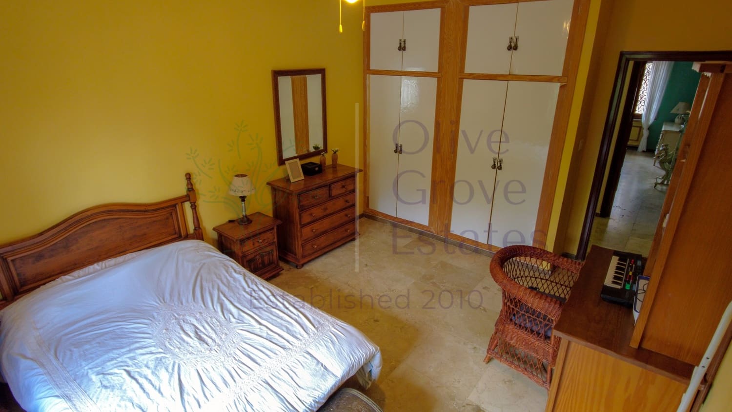 6 bedroom Villa for sale in Monovar / Monover with pool garage - € 449,950 (Ref: 8458981)