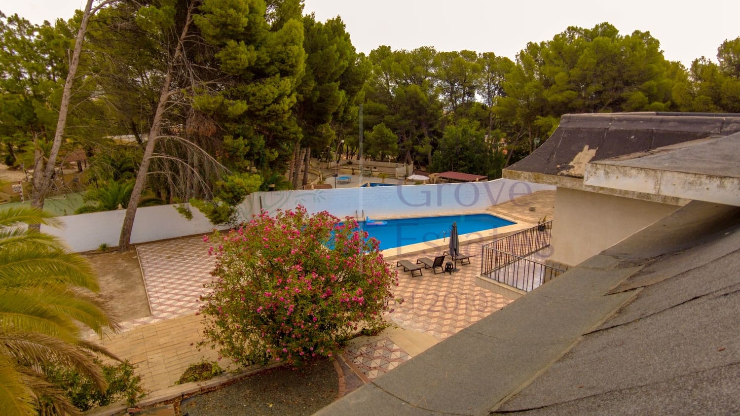 6 bedroom Villa for sale in Monovar / Monover with pool garage - € 449,950 (Ref: 8458981)