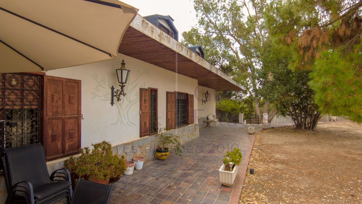 6 bedroom Villa for sale in Monovar / Monover with pool garage - € 449,950 (Ref: 8458981)