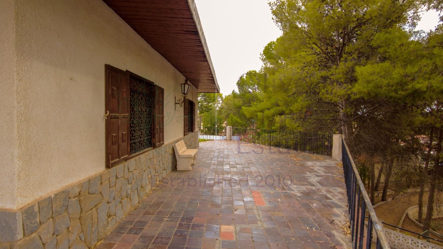 6 bedroom Villa for sale in Monovar / Monover with pool garage - € 449,950 (Ref: 8458981)